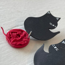 Oscar - Black Cat with Red Yarn Earrings